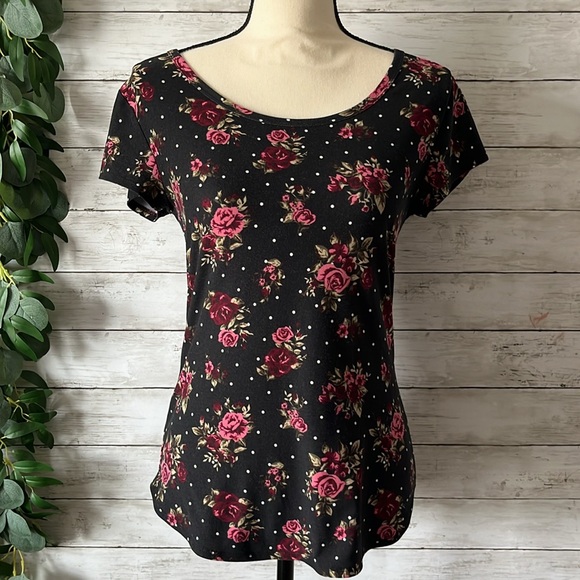 Polka Dot & Roses Top - Picture 7 of 7